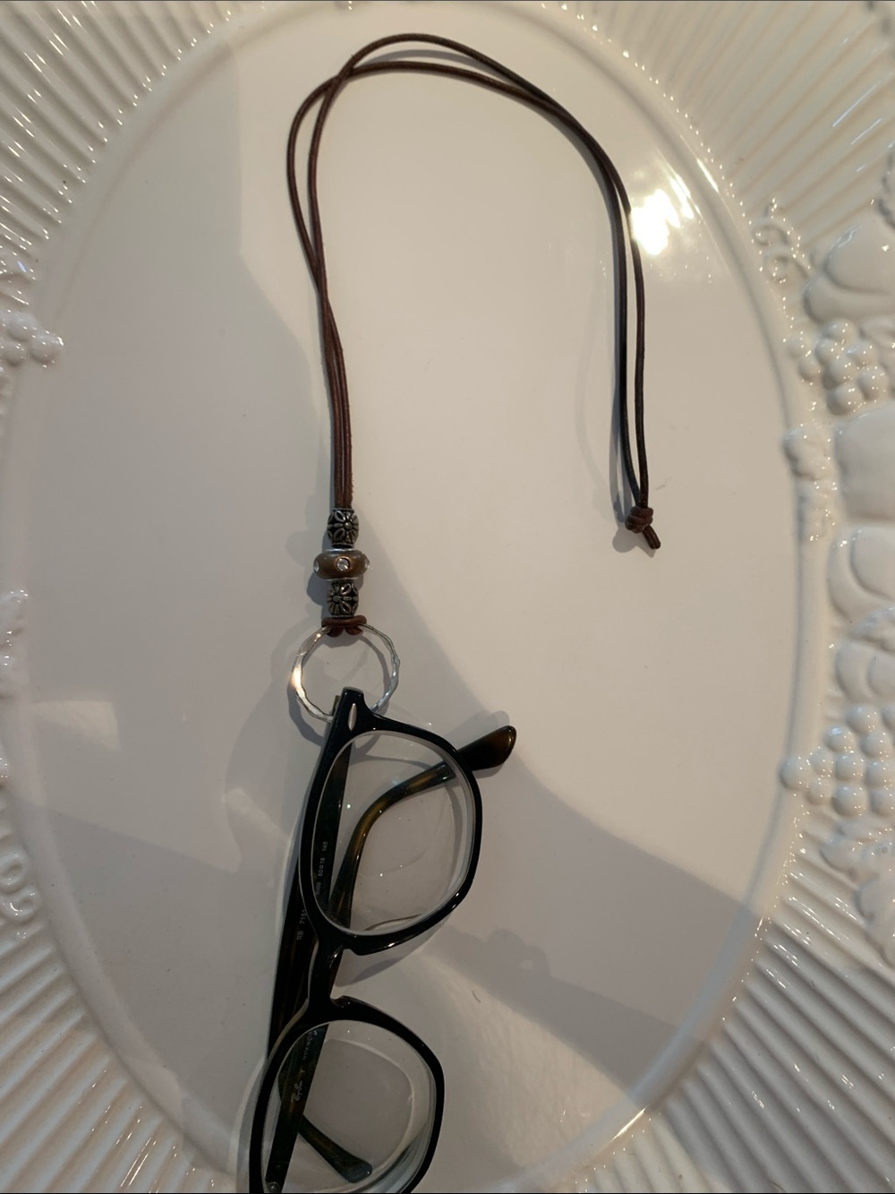 Eye glasses holder